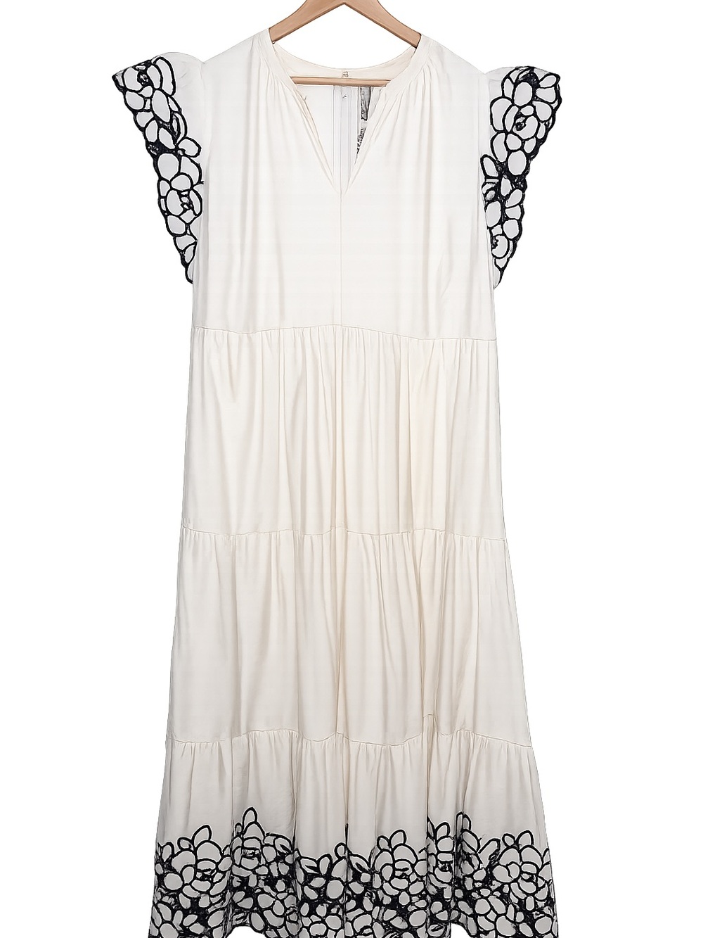 NWT Belle Isle by Torrid White Tiered Midi Dress Black Floral Lace Trim Boho - Picture 2 of 10
